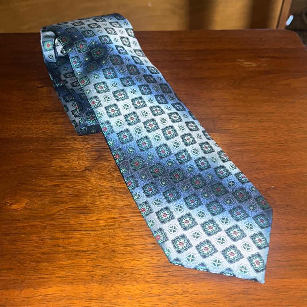 St. Patrick Tie with Pocket Square